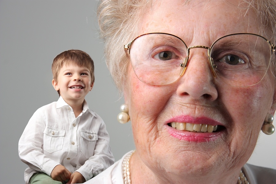 guest-blog-spending-tips-for-your-grand-kids-senior-care-central